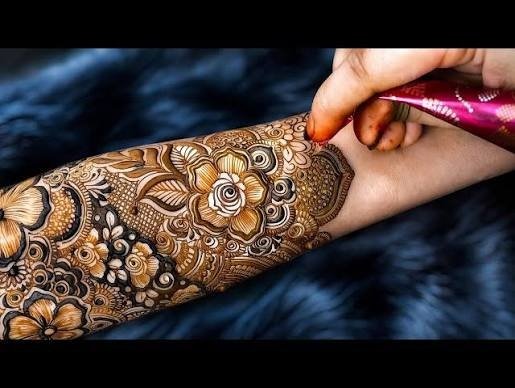 Bridal Mehndi Specialist Heavy Design in Lucknow